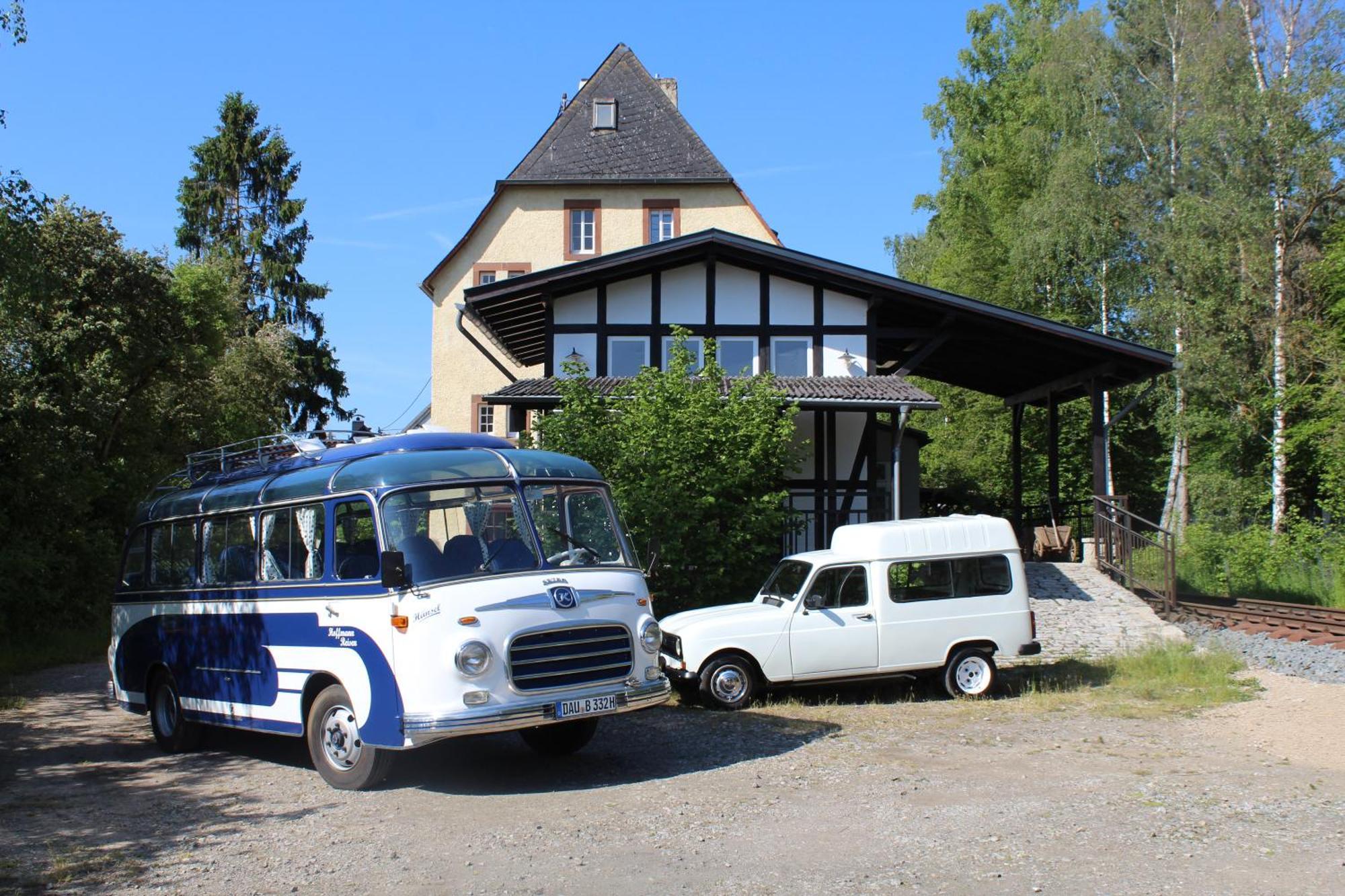 Hotel Museumsbahnhof Ahuette Üxheim Exterior foto